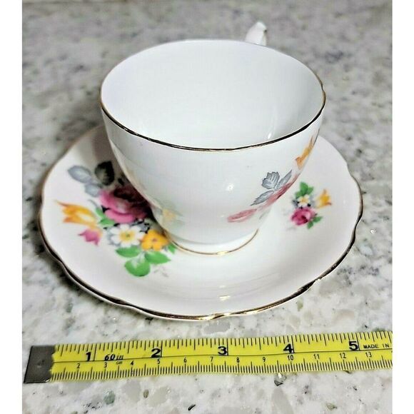 VANDERWOOD Bone China Floral TEA CUP & SAUCER Vintage Gold Edge Detailing - Picture 6 of 6